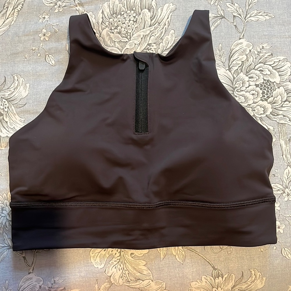 Lululemon energy longline sports bra. Size 8.